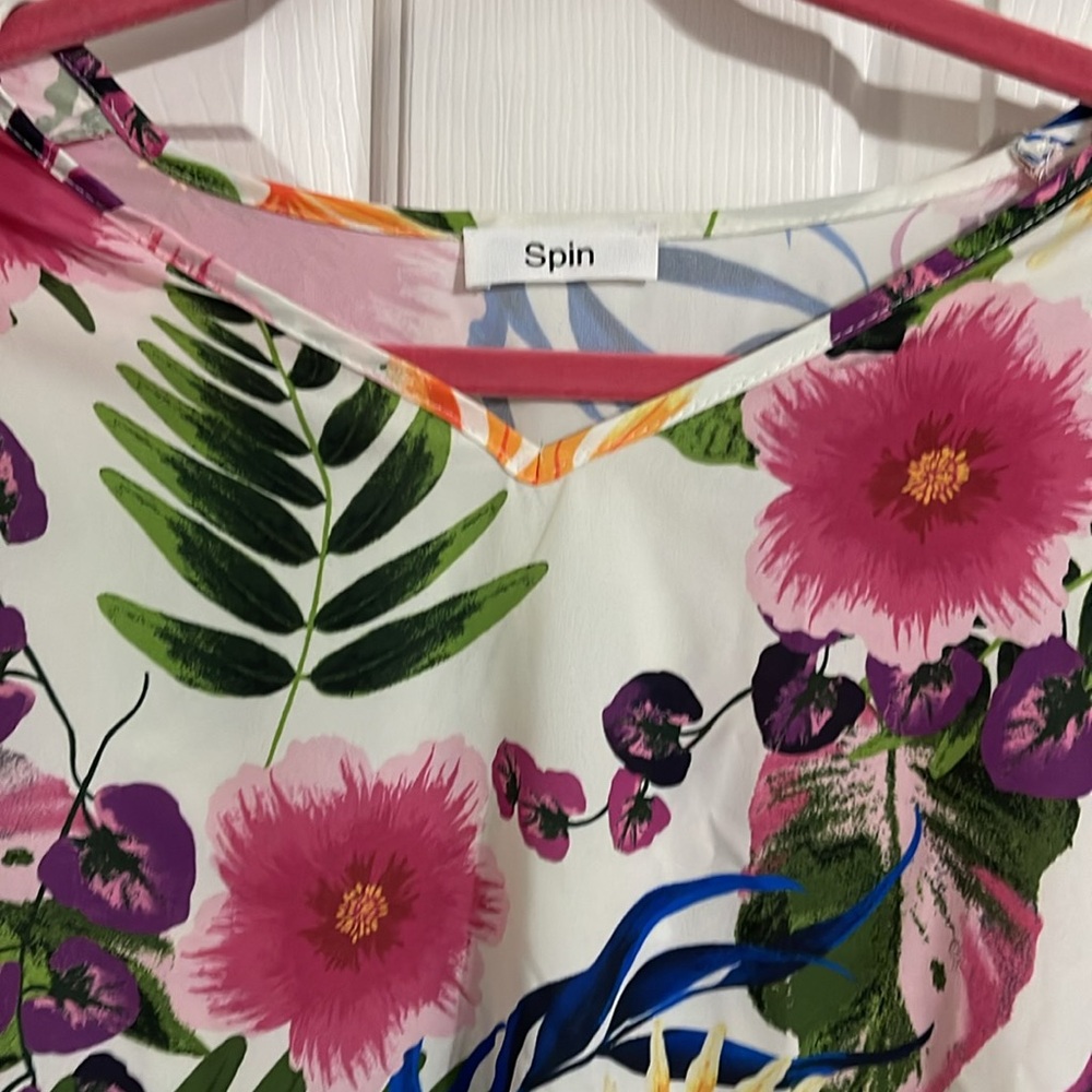 Multi color v neck tunic oversized - Picture 2 of 3